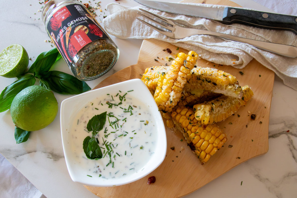 Crispy Corn Ribs mit Parmesan &amp; Limetten-Dip 🌽